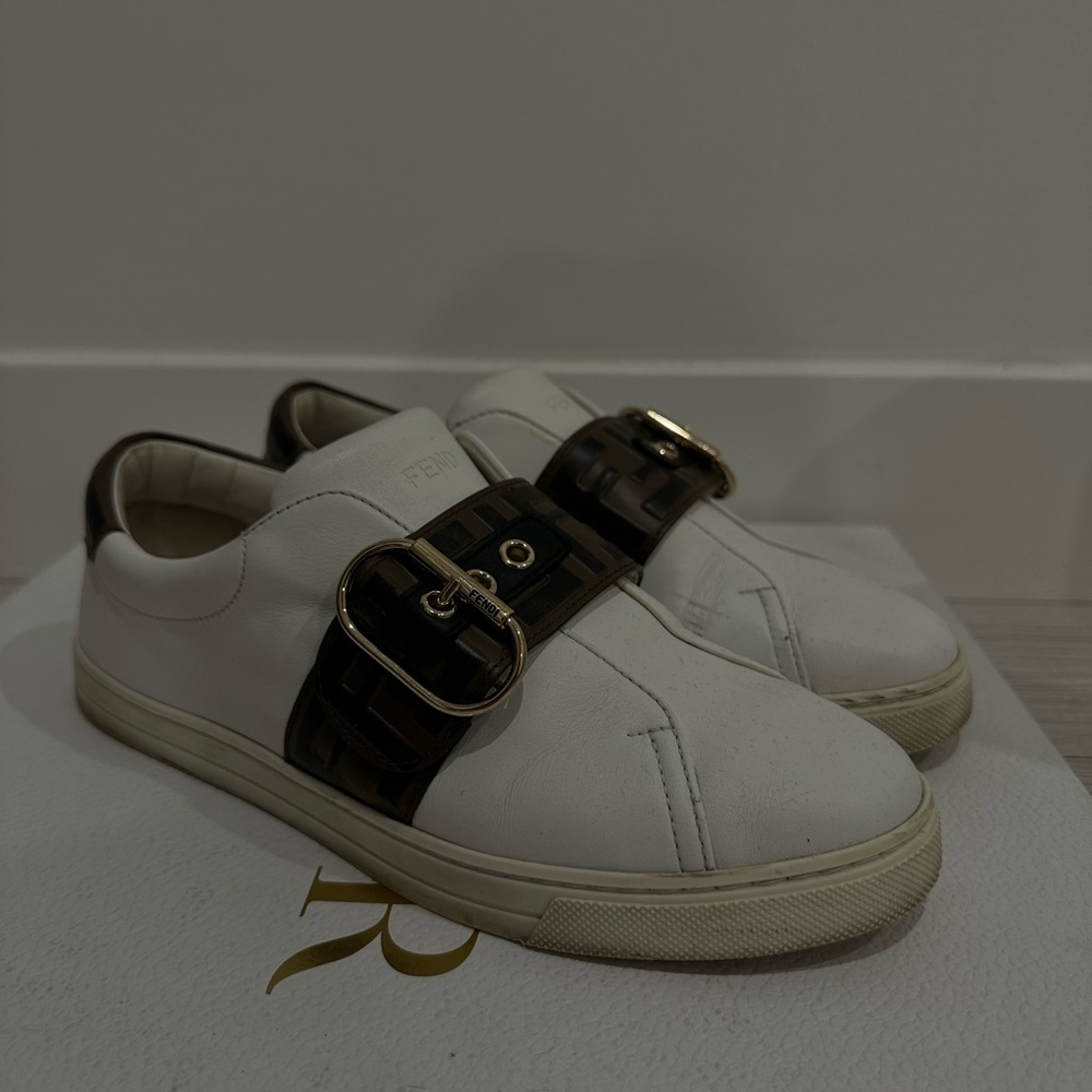 Used fendi FF sneaker